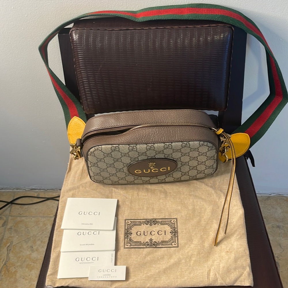 New Gucci Neo supreme vintage messenger bag